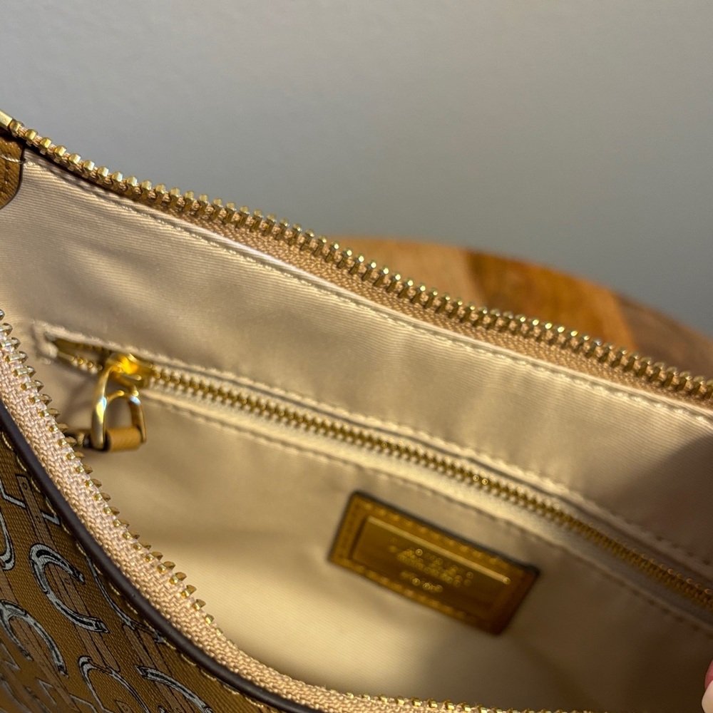 NWOT Ralph Lauren Purse - Picture 5 of 8